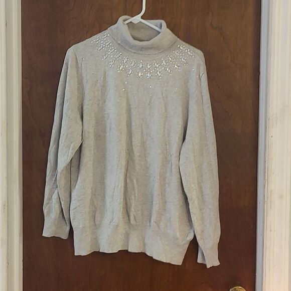 LANE BRYANT Ladie's/Women's Size 18/20 Grey Long Sleeved Turtleneck Sweater - Picture 1 of 4